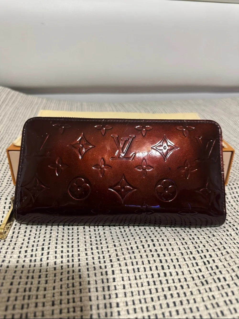 Louis Vuitton Vernis Amarante Zip Wallet